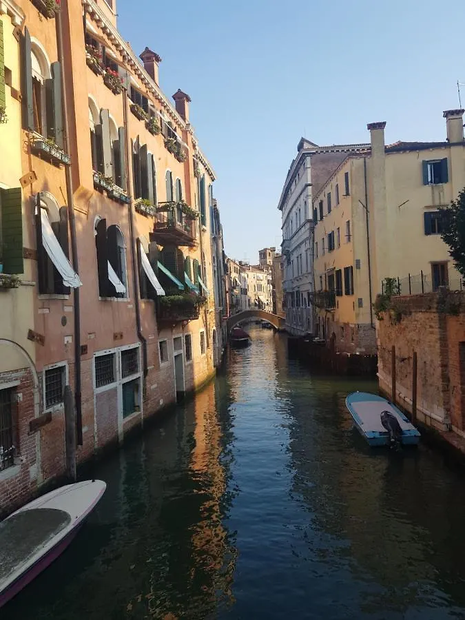 Apartment The Secret Garden In The Very Heart Of Venice Italy